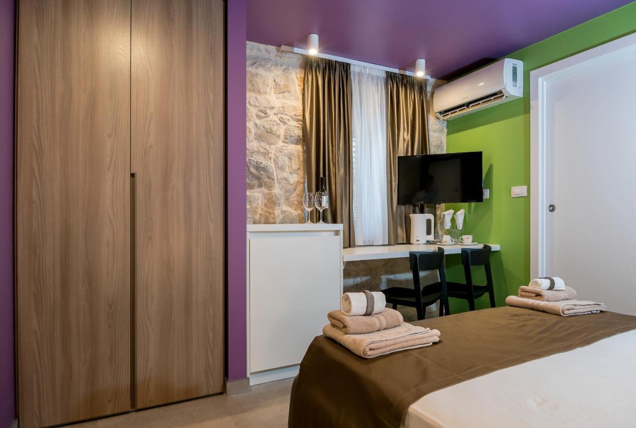 Annie'S Stone Studio & Room Split Bagian luar foto
